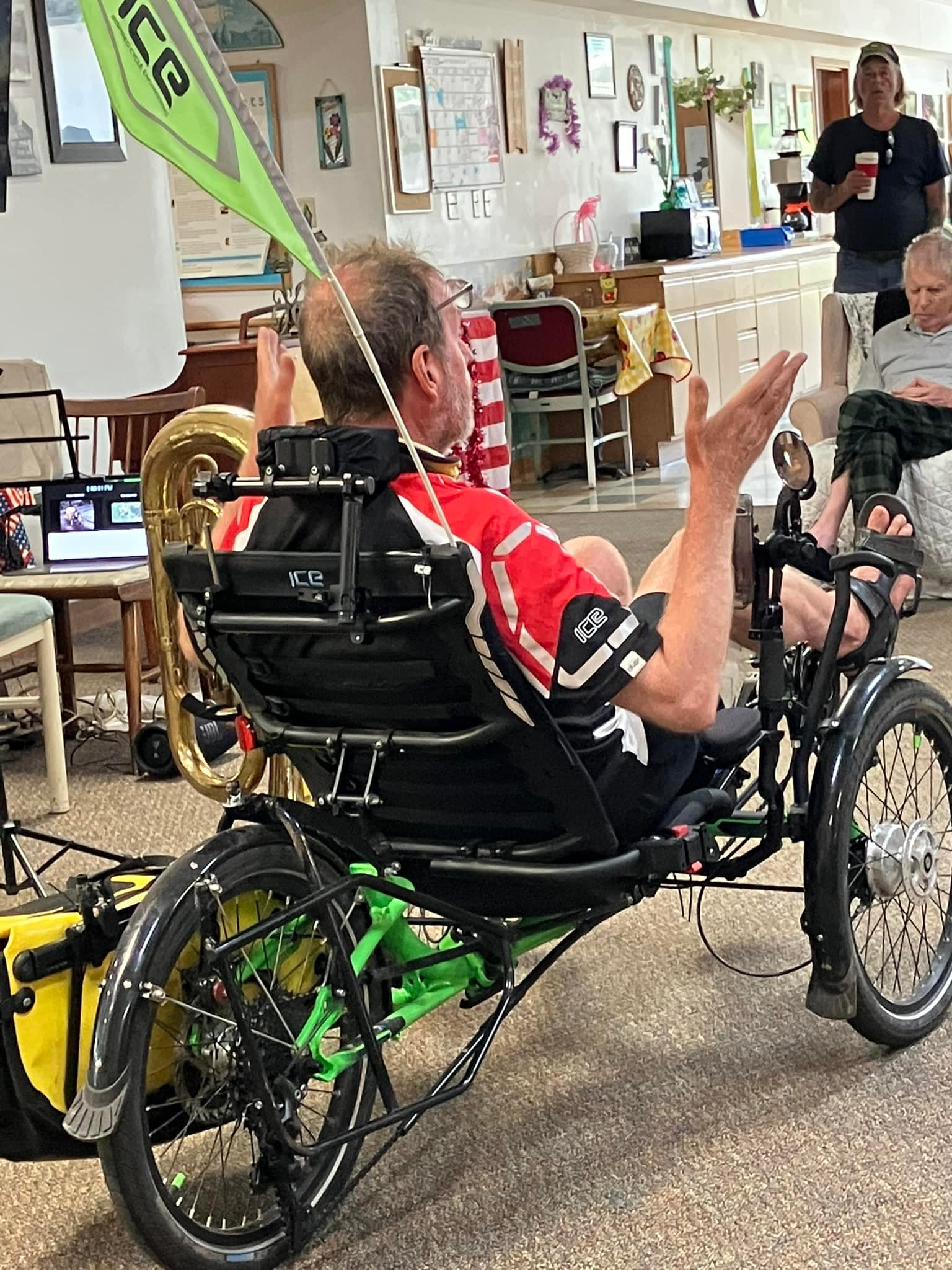 Indoorperformancesenior2USA_23